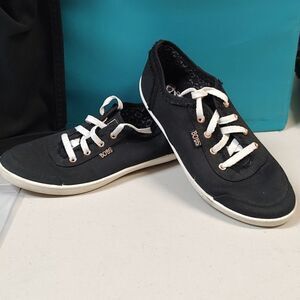 Bob's by Skechers 8.5 womens sneakers